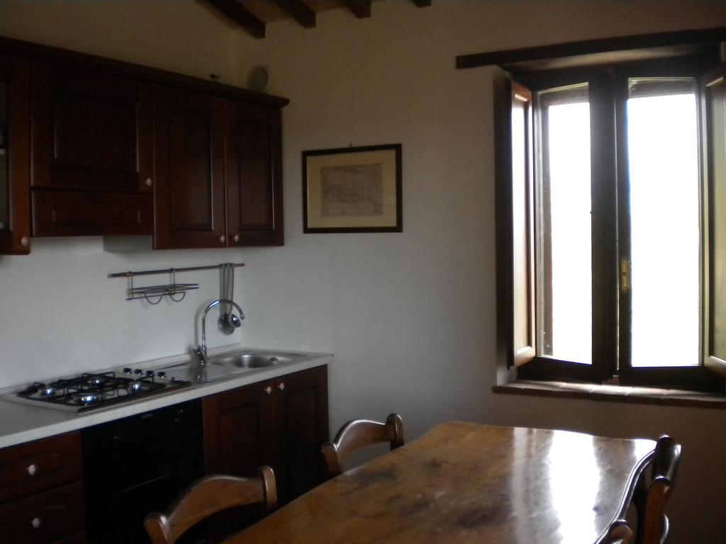 Podere Monte Petreto San Savino  Zimmer foto